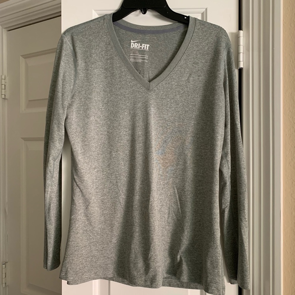 NIKE Gray Long Sleeve Dri Fit Tee - Size L